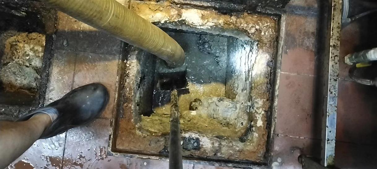 打安镇化油池清理-污水池清掏